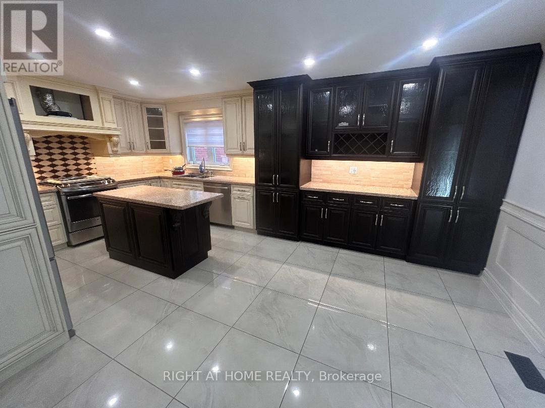 36 Ellerby Square N, Vaughan, Ontario L4L 1N1 - Photo 3 - N13648684