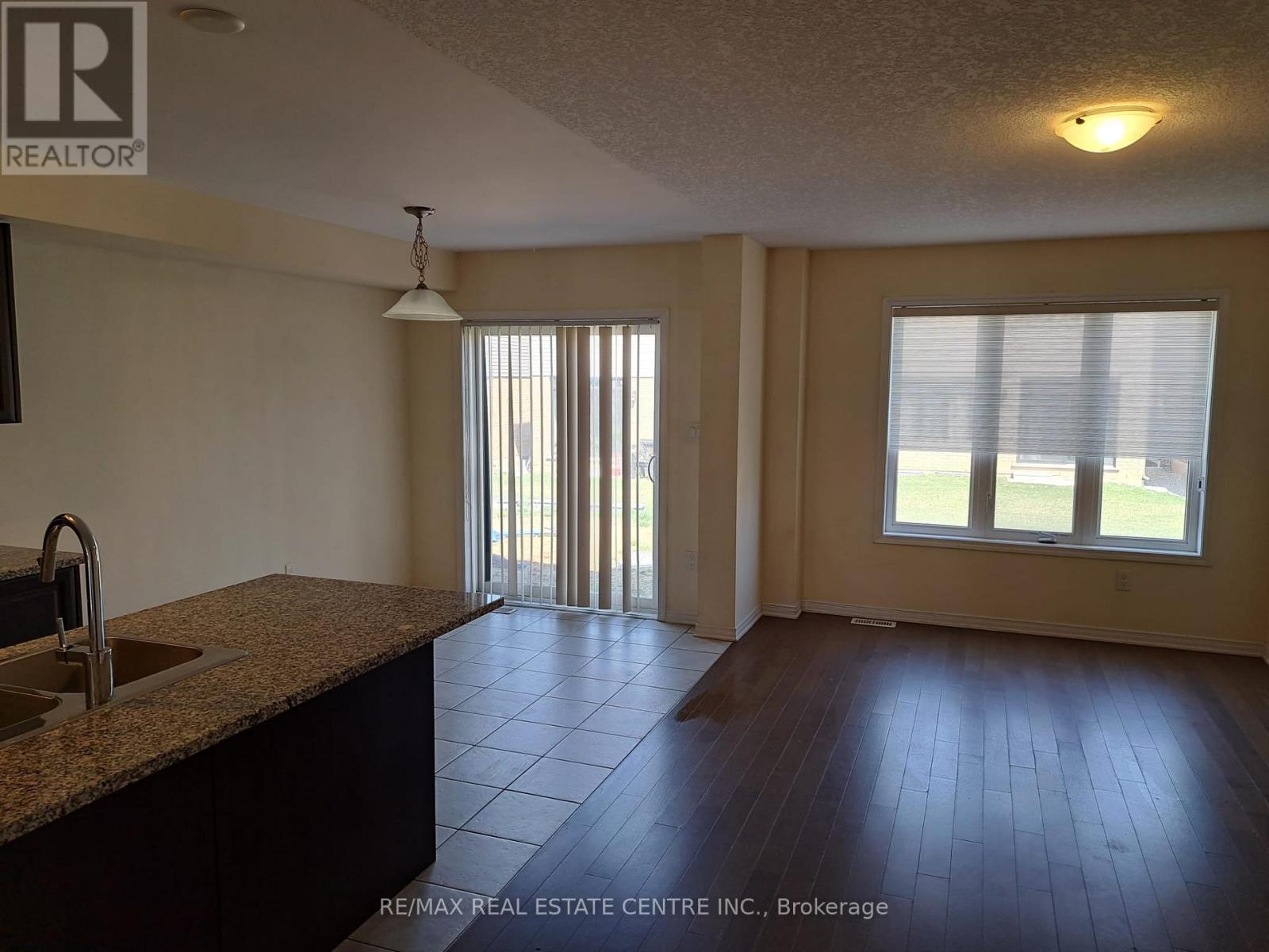 300 Bedrock Road, Hamilton, Ontario  L8J 0M4 - Photo 7 - X13654242