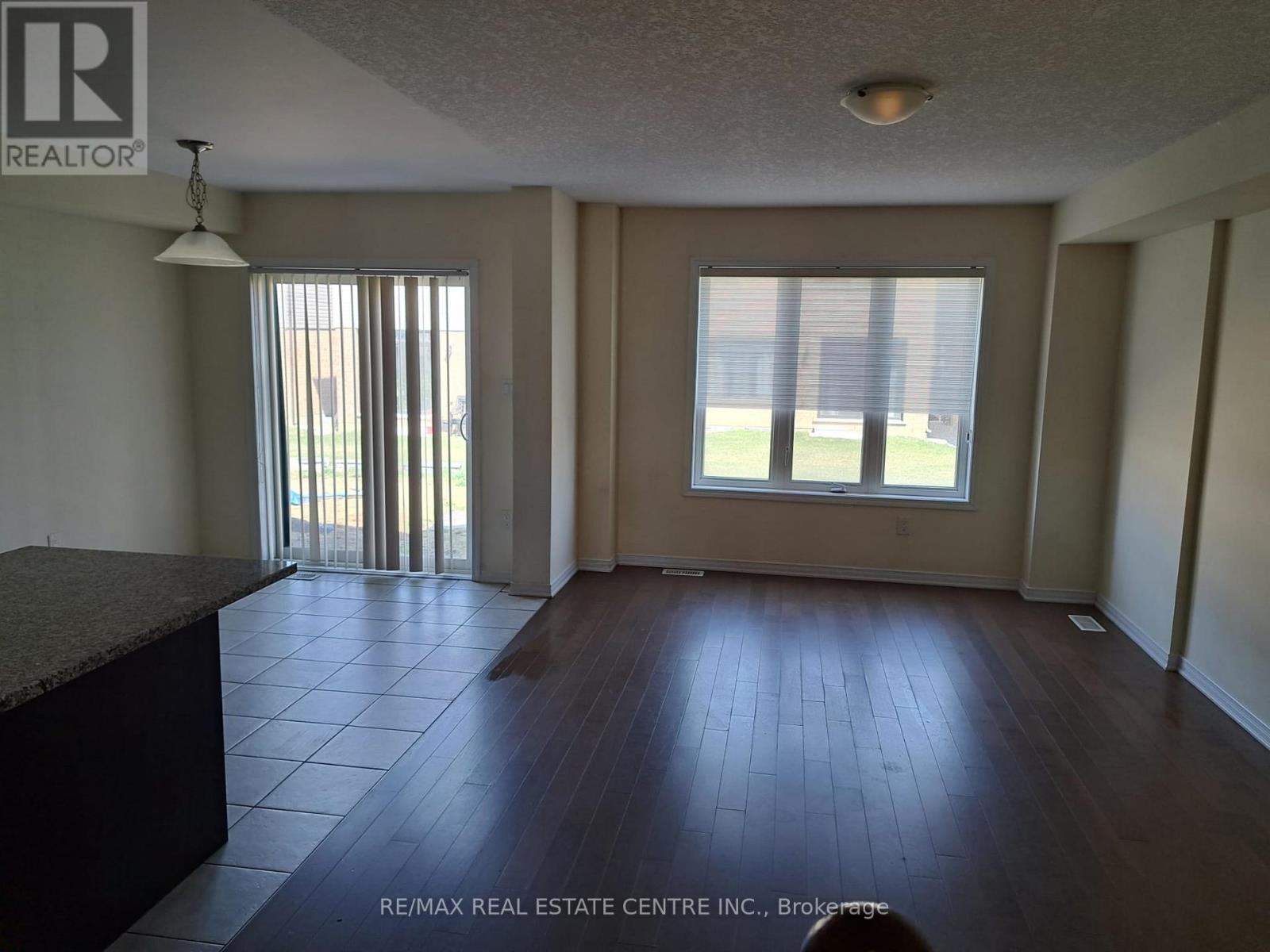 300 Bedrock Road, Hamilton, Ontario  L8J 0M4 - Photo 8 - X13654242