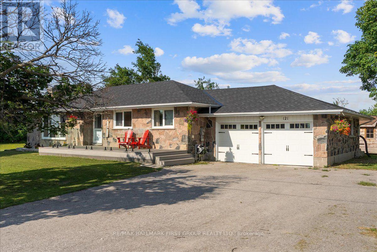 121 Nappadale Street, Kawartha Lakes, Ontario  K0M 2T0 - Photo 2 - X13654280