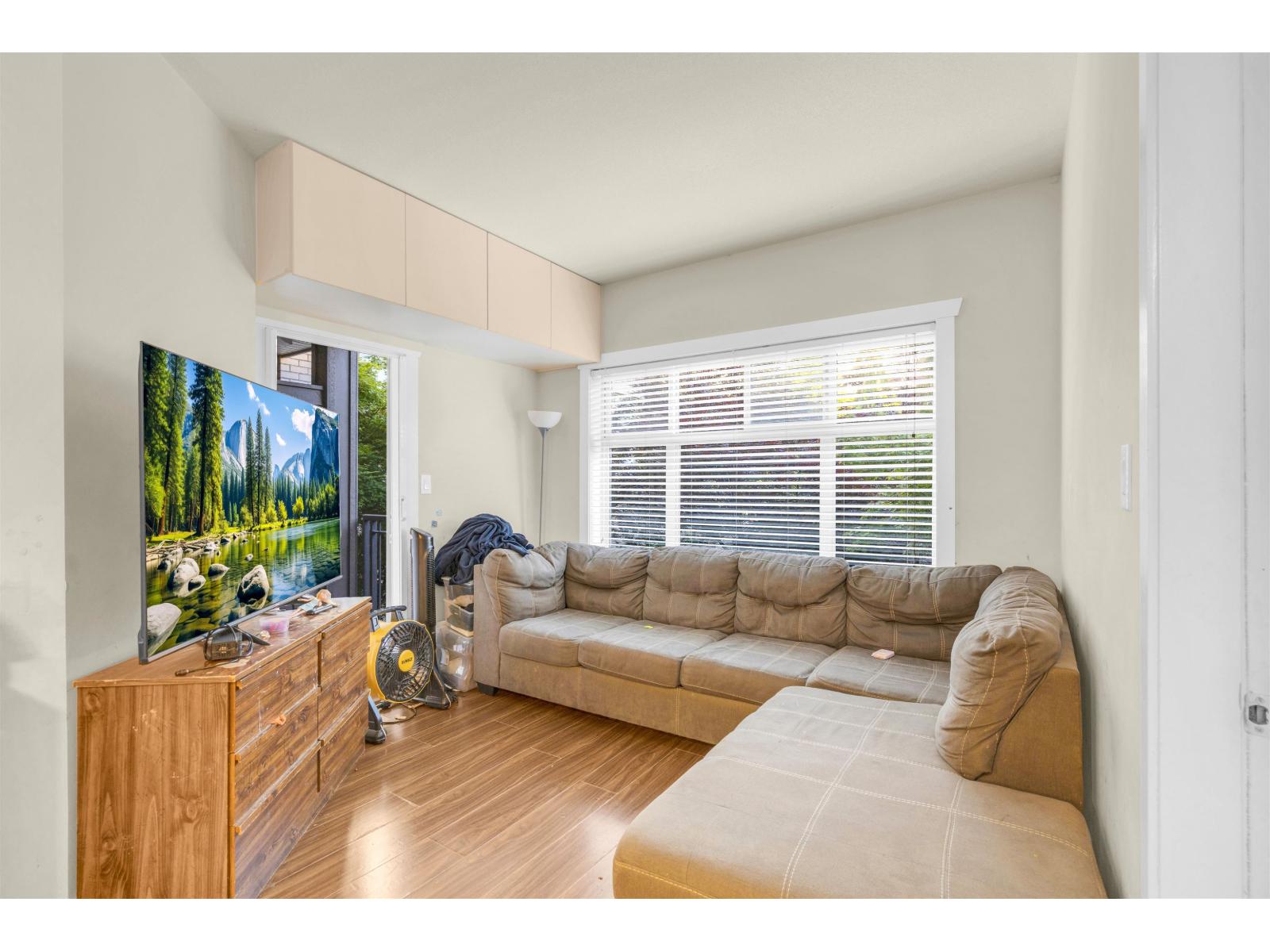 110 13468 King George Boulevard, Surrey, British Columbia  V3T 0H5 - Photo 5 - R3135198