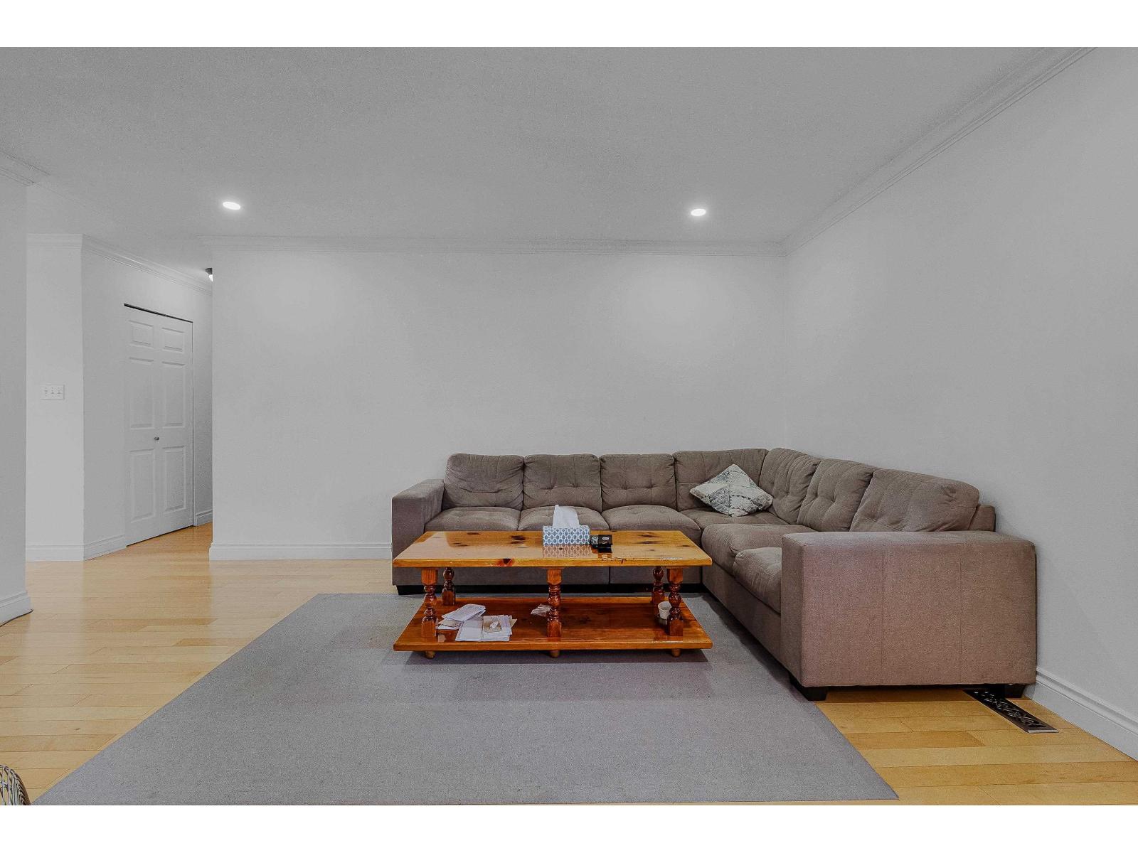 8496 Cox Drive, Mission, British Columbia  V2V 6V3 - Photo 11 - R3152878