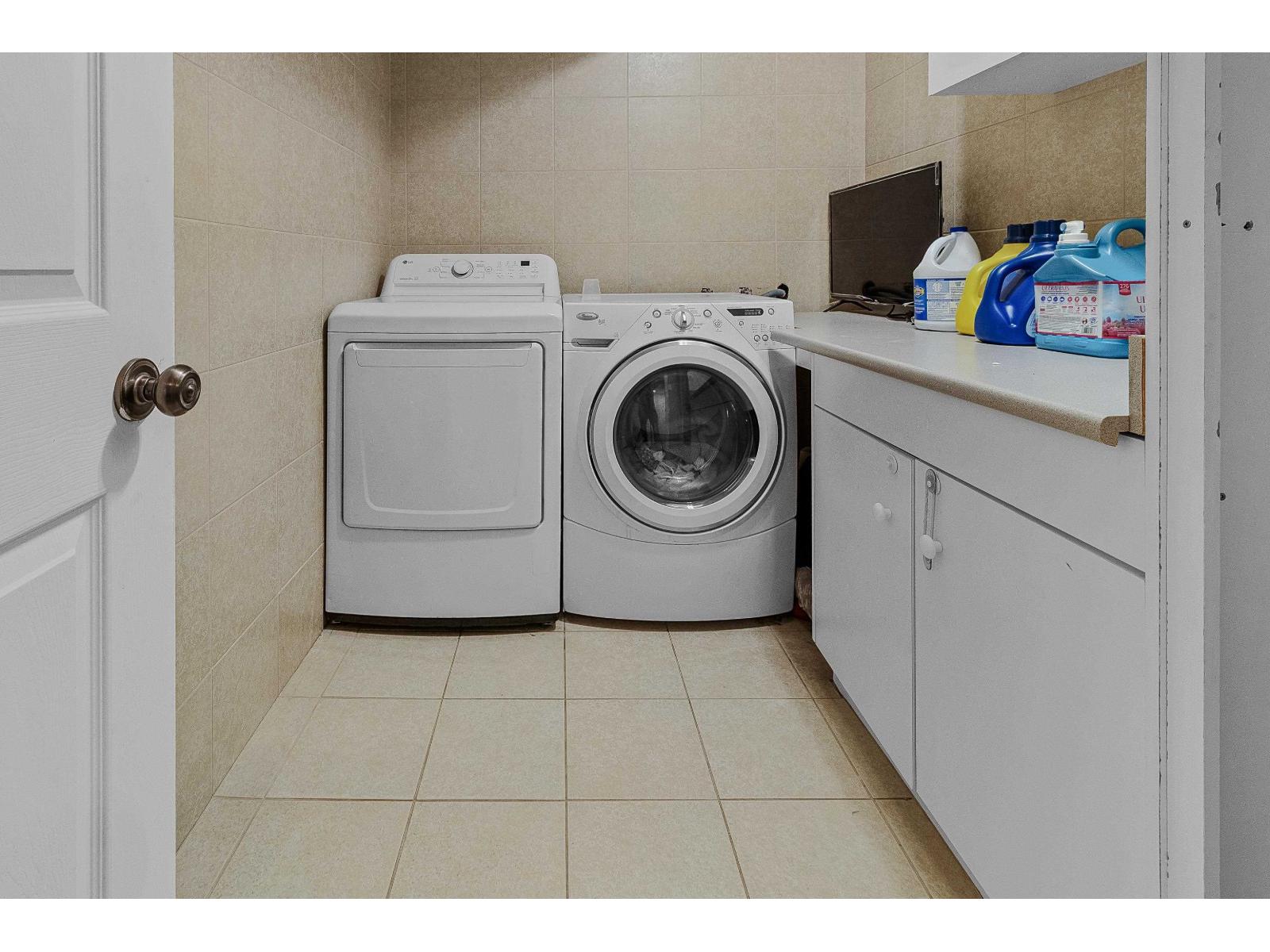 8496 Cox Drive, Mission, British Columbia  V2V 6V3 - Photo 23 - R3152878