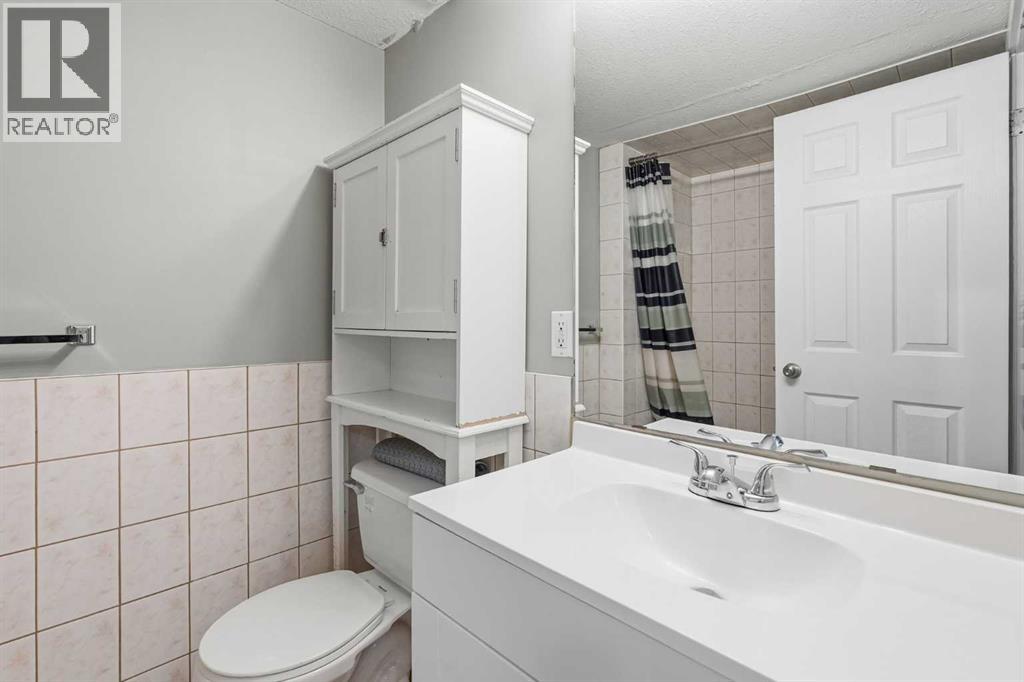 7341 36 Avenue NW, Calgary, Alberta  T3B 1V1 - Photo 23 - A2333288