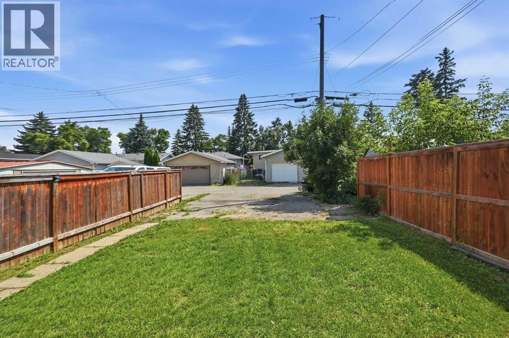 7341 36 Avenue NW, Calgary, Alberta  T3B 1V1 - Photo 28 - A2333288