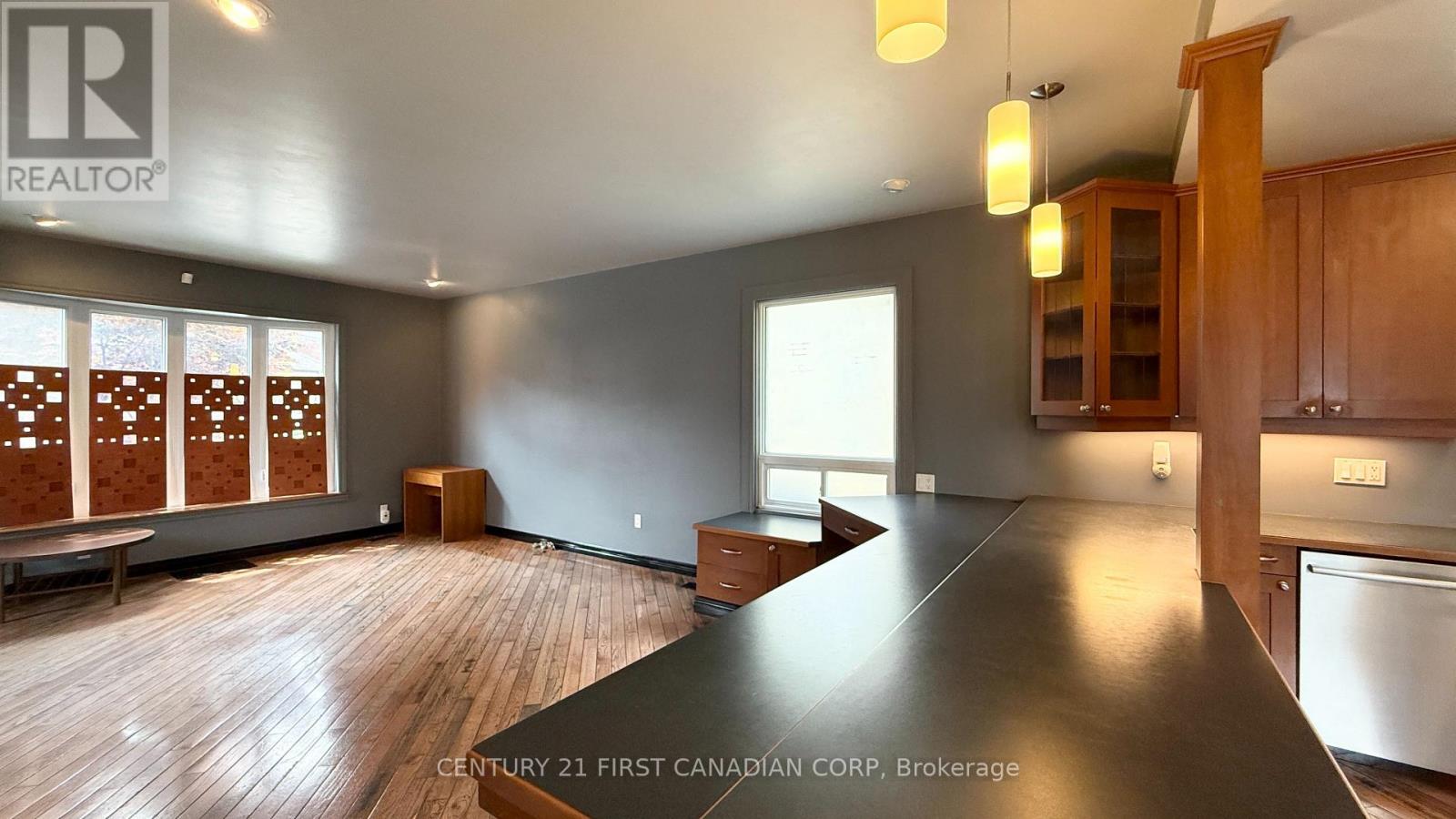 2 Erie Avenue, London South, Ontario  N6J 1J1 - Photo 8 - X13644244