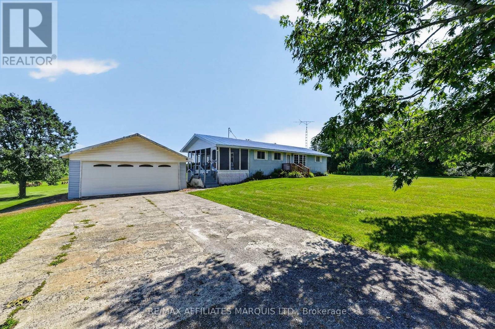 19450 Gore Road, South Glengarry, Ontario K0C 2E0 - Photo 4 - X13654324