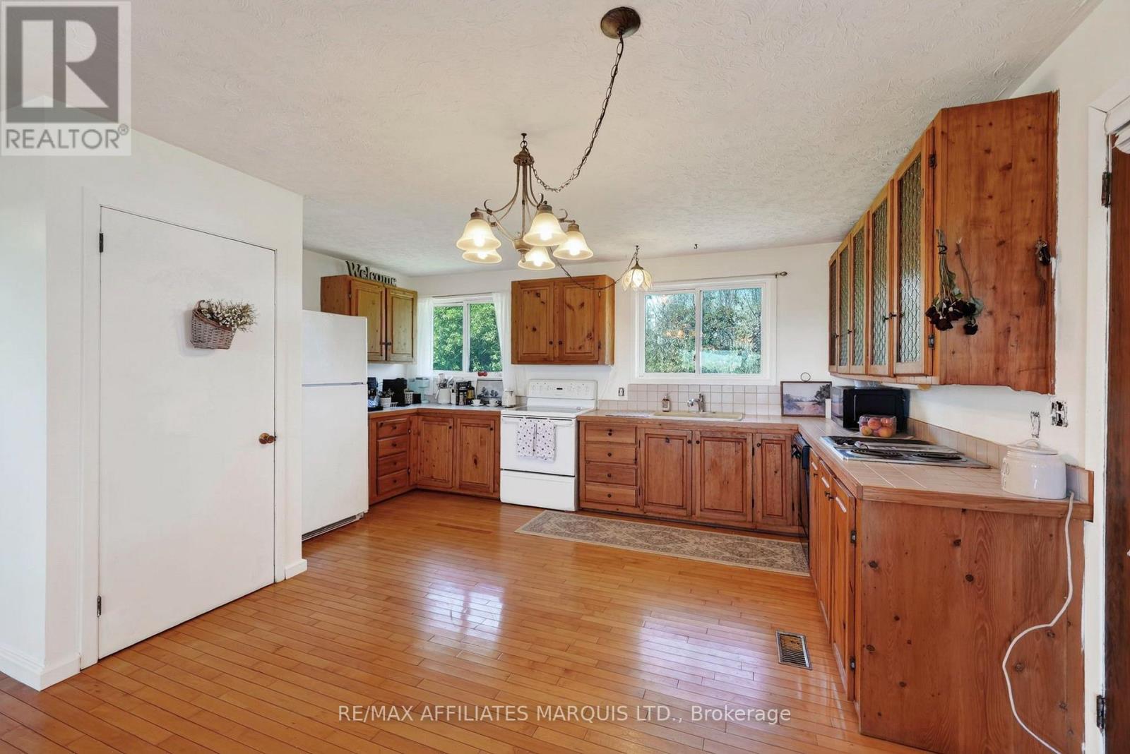19450 Gore Road, South Glengarry, Ontario K0C 2E0 - Photo 6 - X13654324