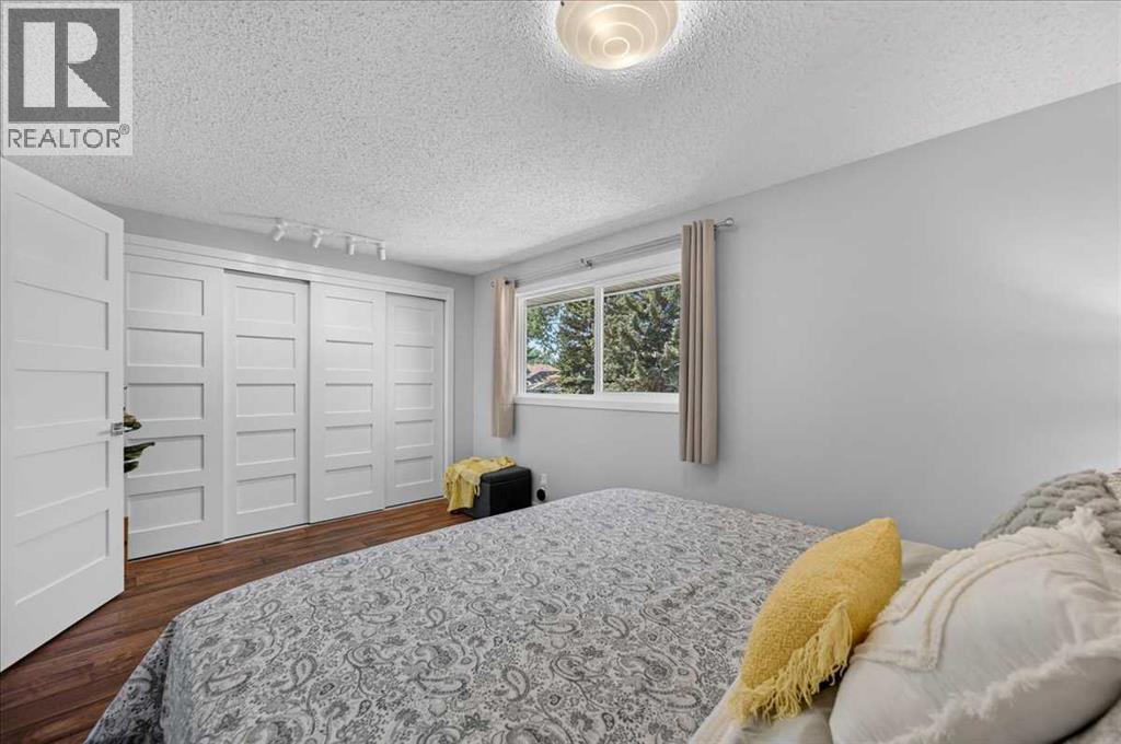 39 Midridge Gardens SE, Calgary, Alberta  T2X 1C4 - Photo 19 - A2333974