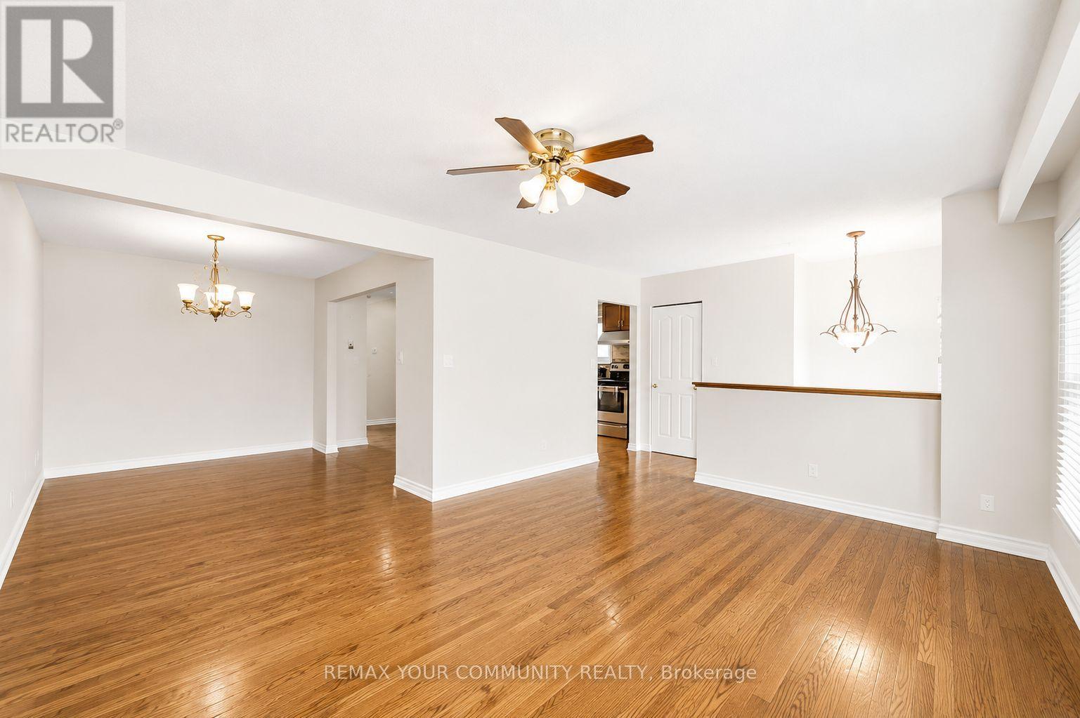 Upper - 376 Agar Avenue, Bradford West Gwillimbury (Bradford), Ontario  L3Z 1H5 - Photo 4 - N13654306