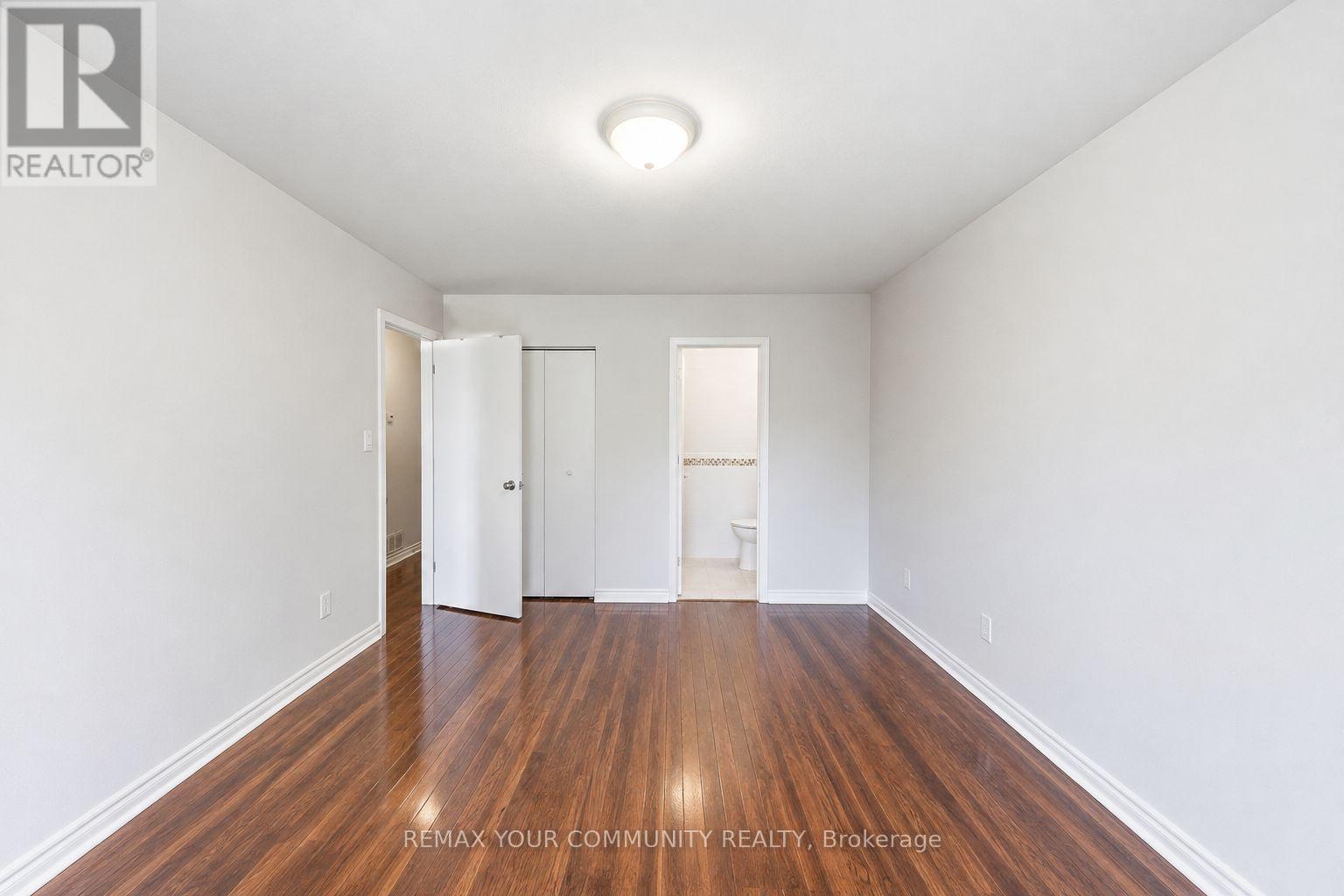 Upper - 376 Agar Avenue, Bradford West Gwillimbury (Bradford), Ontario  L3Z 1H5 - Photo 5 - N13654306