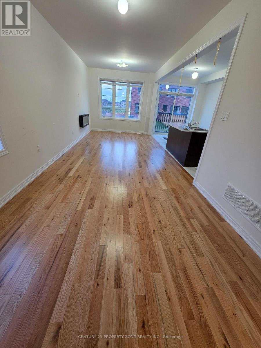 42 Hayrake Street, Brampton, Ontario  L6Z 3M4 - Photo 5 - W13654316