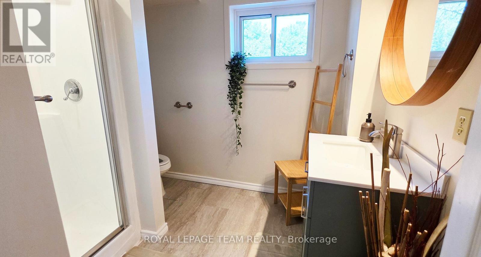 237 Queen West Street, North Dundas, Ontario  K0C 1H0 - Photo 22 - X13518094