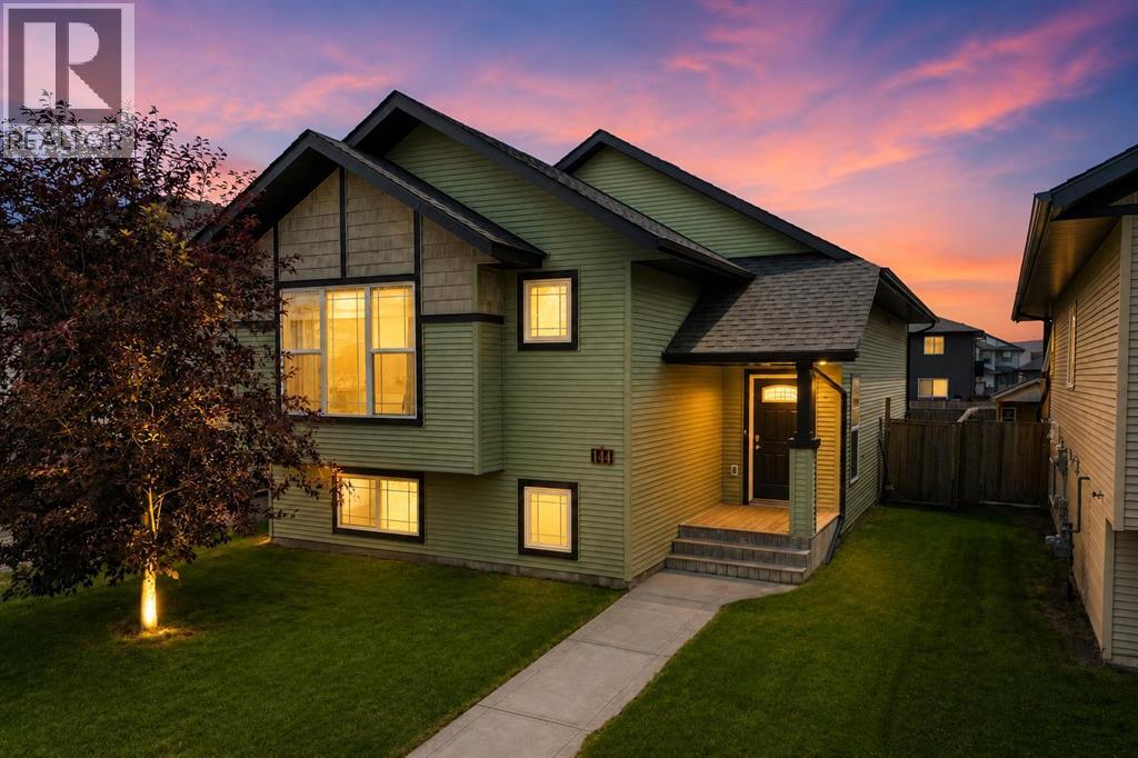 144 Bowman Circle, Sylvan Lake, Alberta  T4S 0H8 - Photo 1 - A2332645
