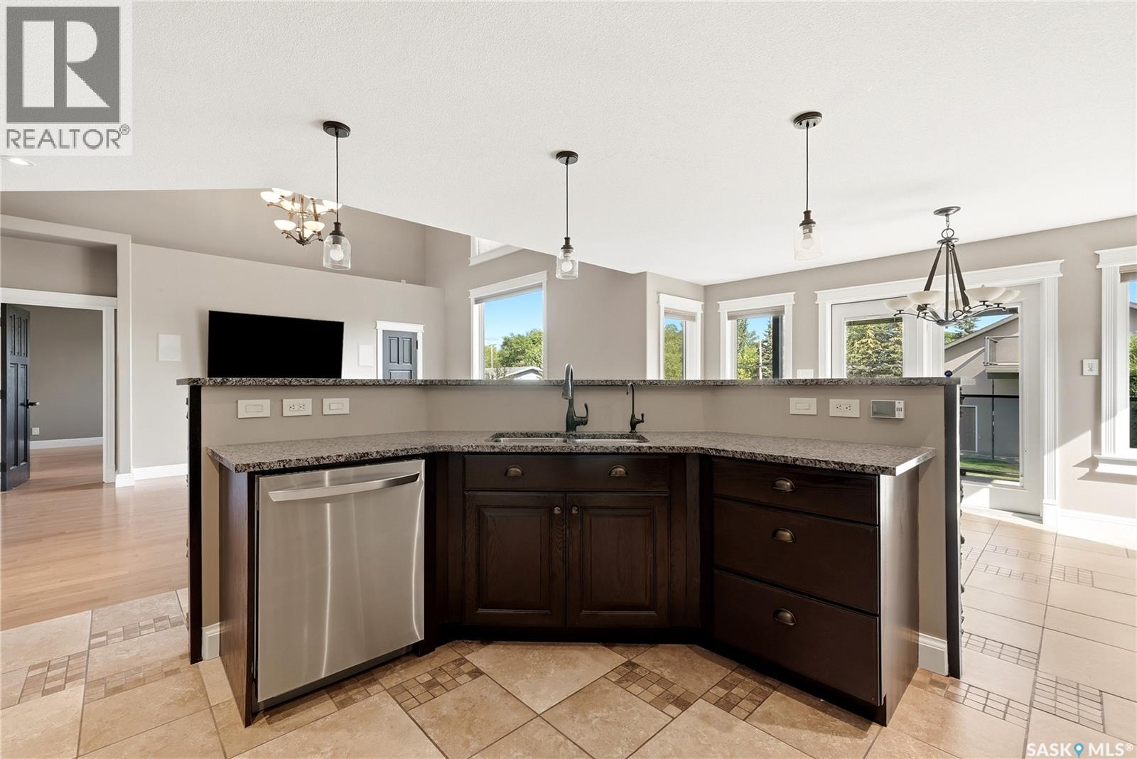 7 Lott Road E, White City, Saskatchewan  S4L 5B1 - Photo 10 - SK045008