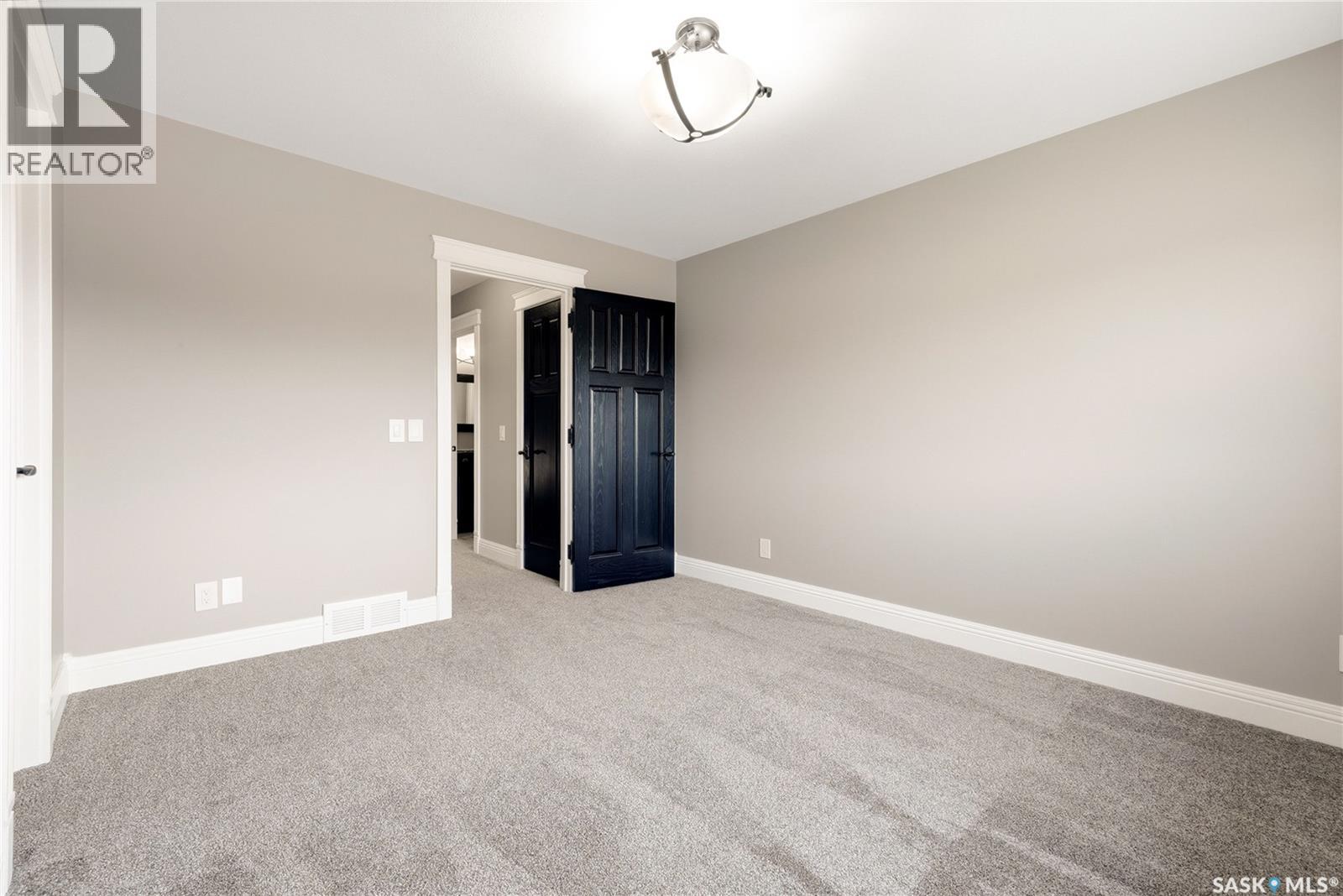 7 Lott Road E, White City, Saskatchewan  S4L 5B1 - Photo 27 - SK045008