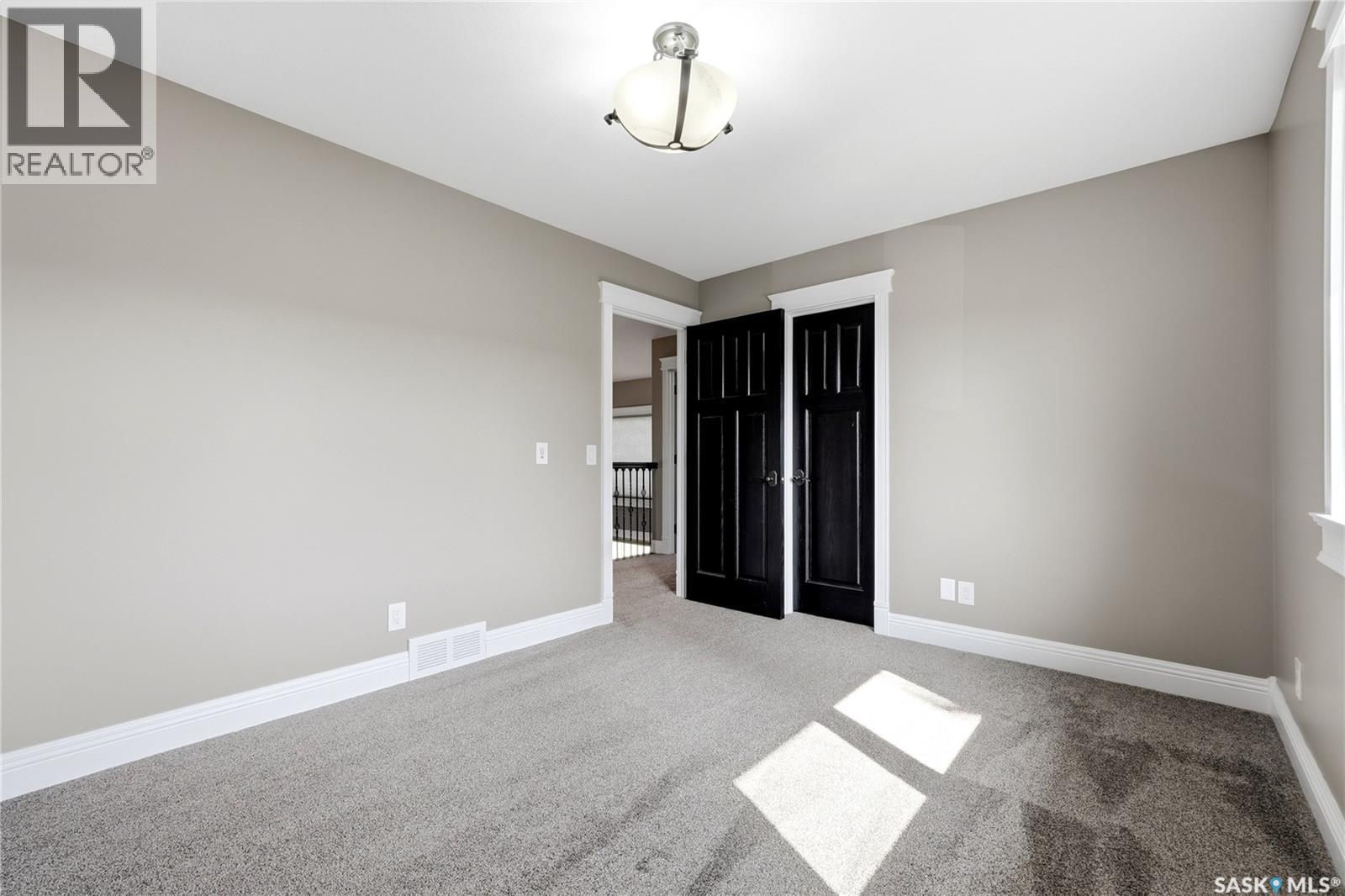 7 Lott Road E, White City, Saskatchewan  S4L 5B1 - Photo 31 - SK045008