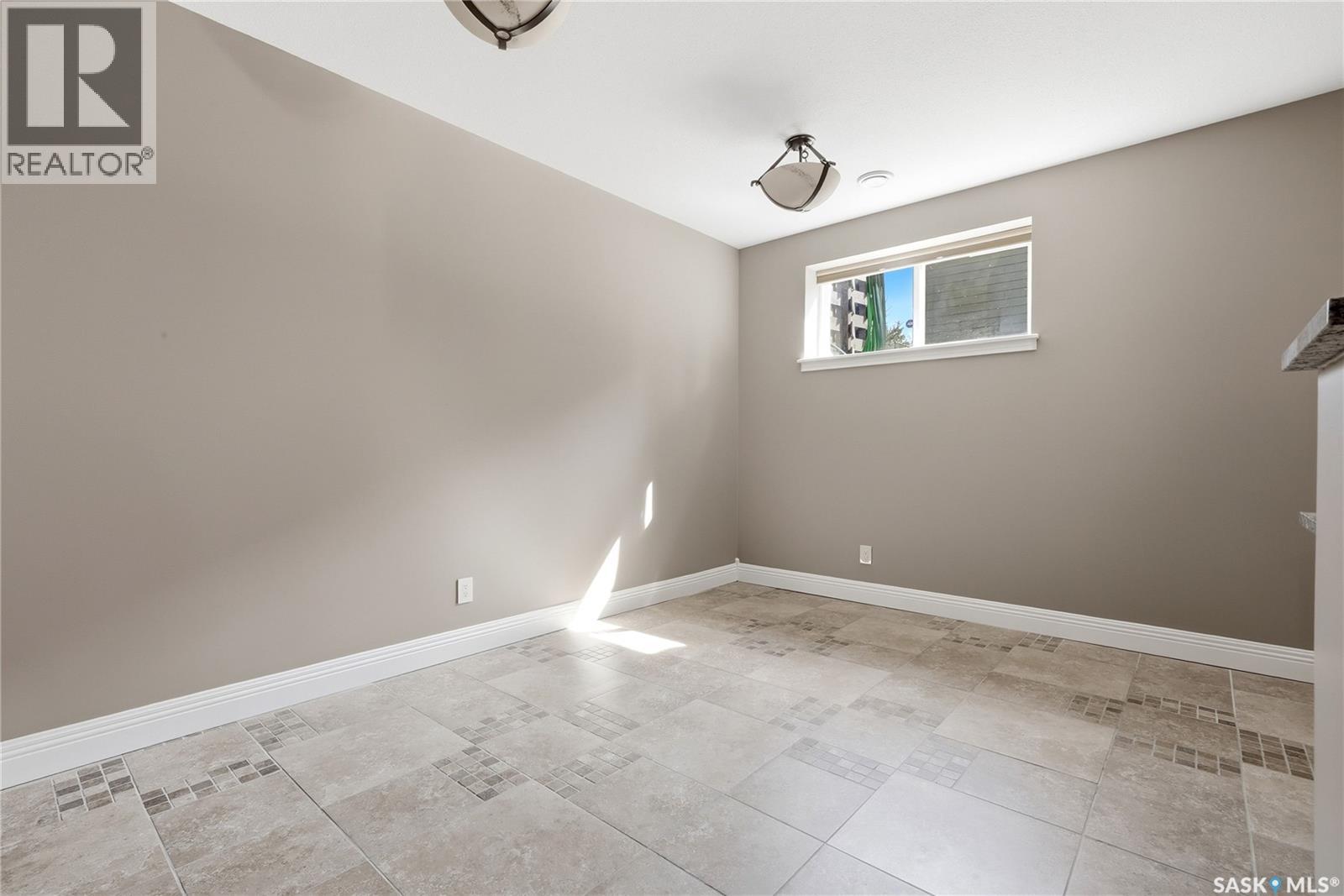 7 Lott Road E, White City, Saskatchewan  S4L 5B1 - Photo 38 - SK045008