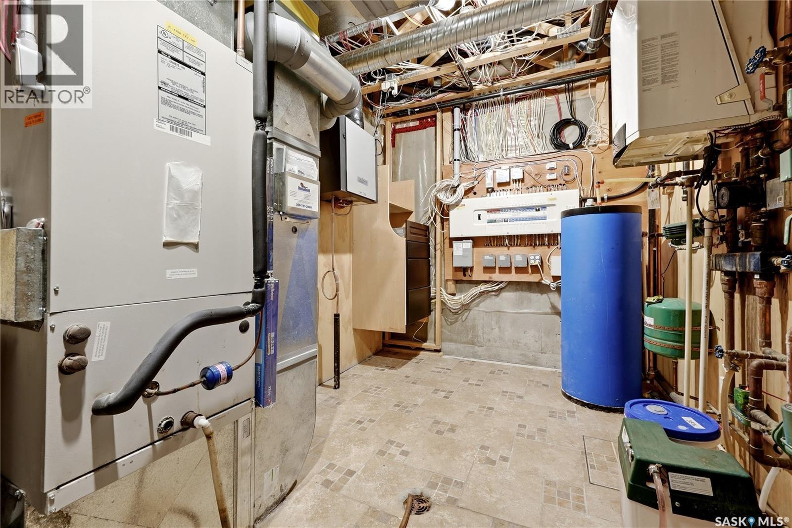 7 Lott Road E, White City, Saskatchewan  S4L 5B1 - Photo 49 - SK045008