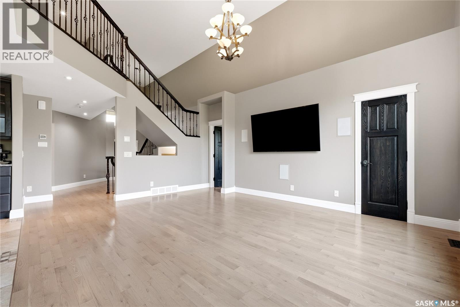 7 Lott Road E, White City, Saskatchewan  S4L 5B1 - Photo 6 - SK045008