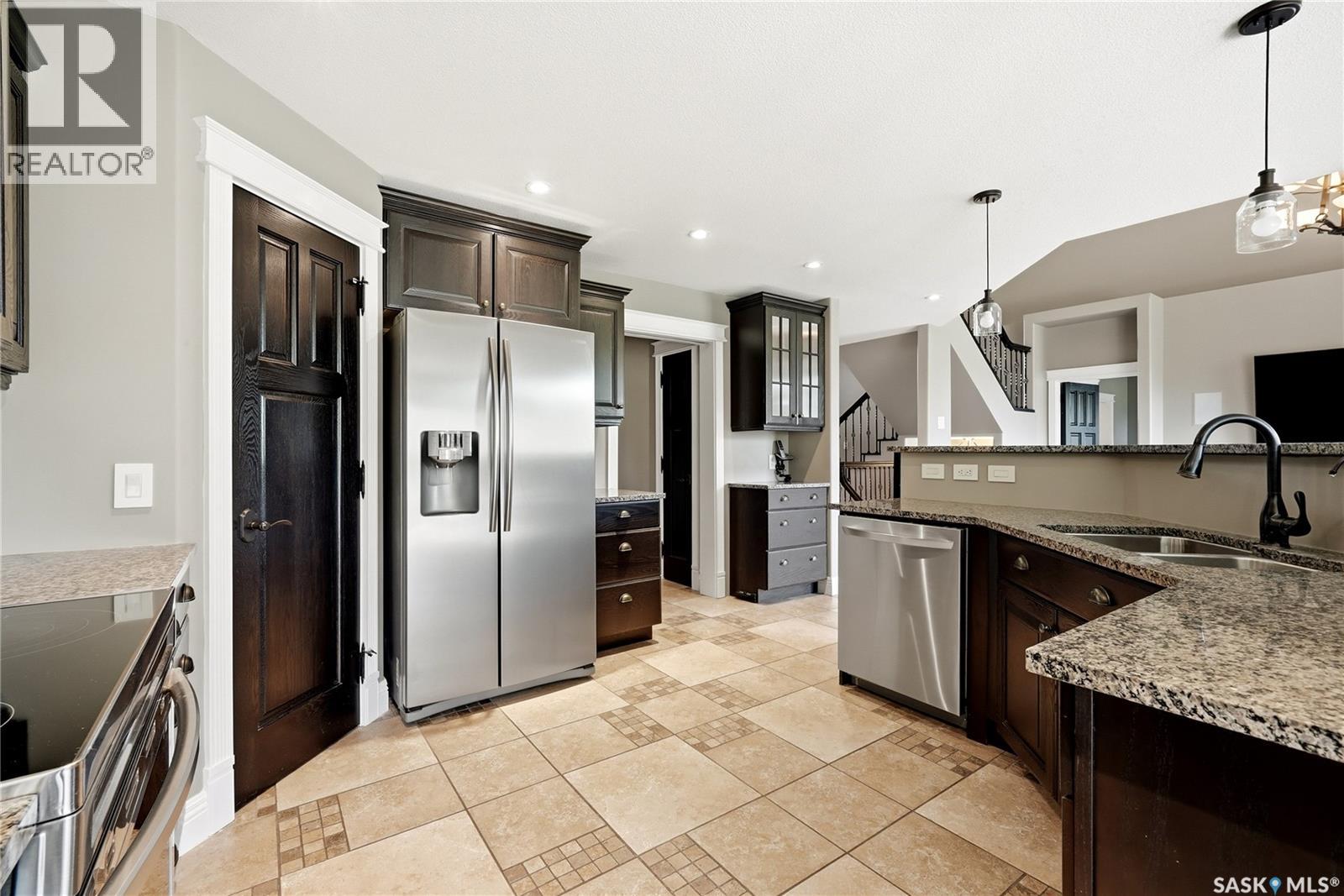 7 Lott Road E, White City, Saskatchewan  S4L 5B1 - Photo 9 - SK045008