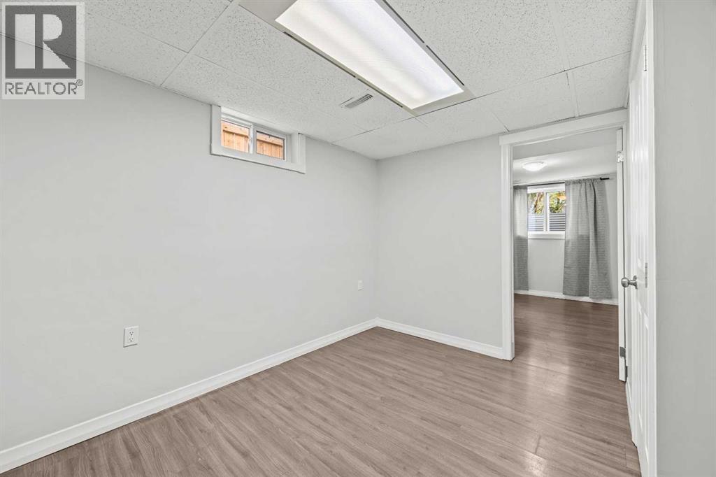 875 Pinecliff Drive NE, Calgary, Alberta  T1Y 3Y3 - Photo 32 - A2335715
