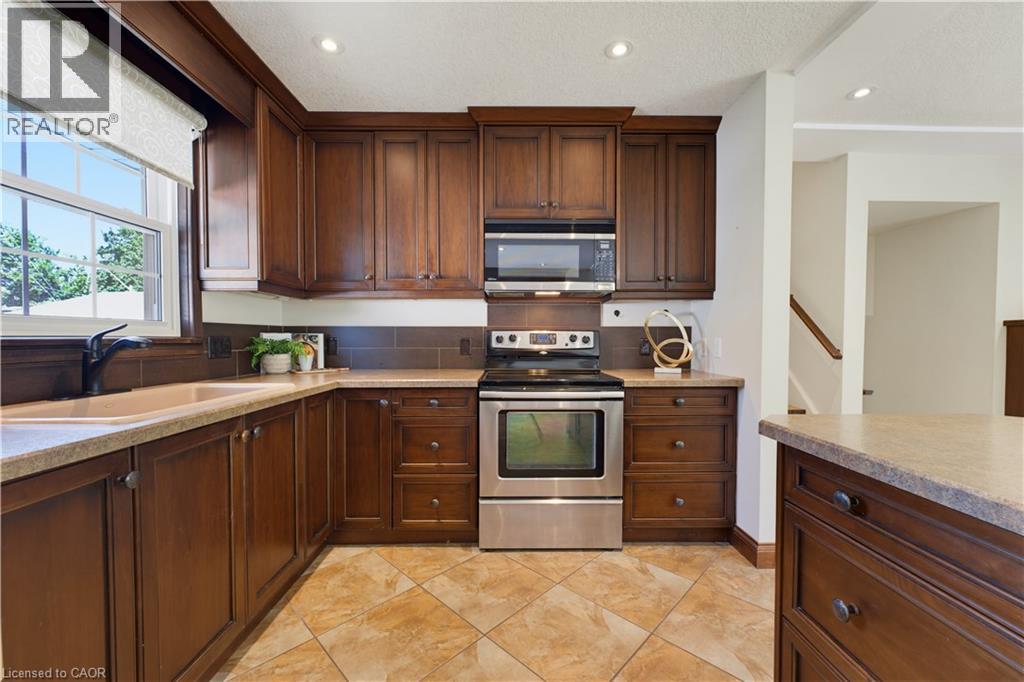 94 First Street W, Elmira, Ontario  N3B 1G9 - Photo 10 - 40850765