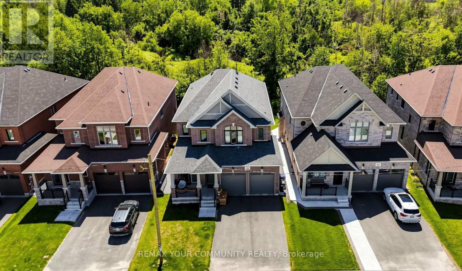 32 BAYCROFT BOULEVARD, Essa, Ontario