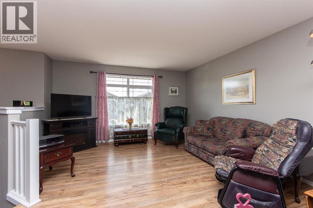 146 Truant Crescent, Red Deer, Alberta  T4P 0S8 - Photo 4 - A2335603