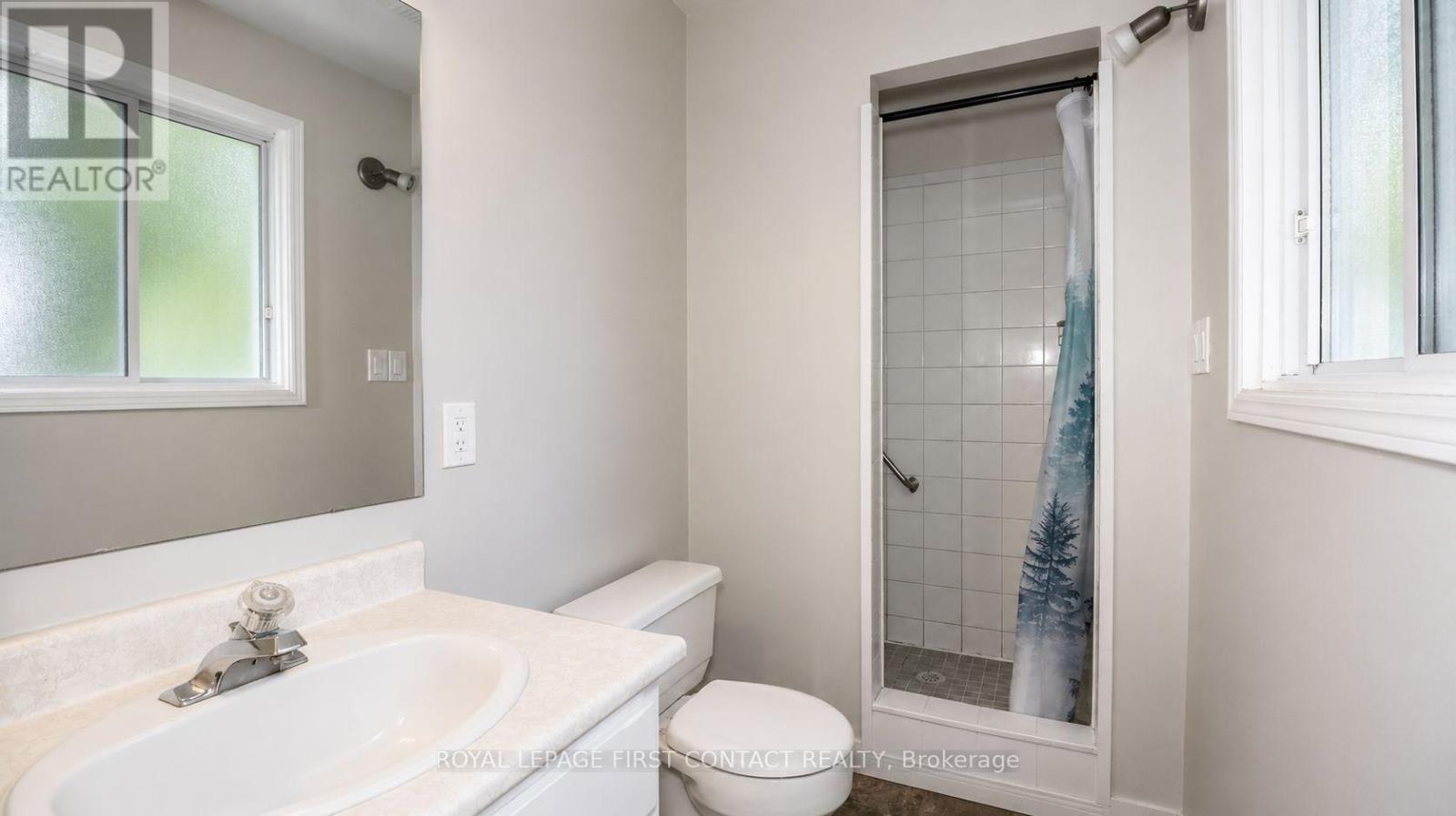 24 Howard Avenue, Tiny, Ontario  L0L 2T0 - Photo 21 - S12408791