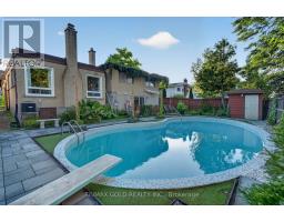 16 MONTEREY ROAD, Kitchener, Ontario