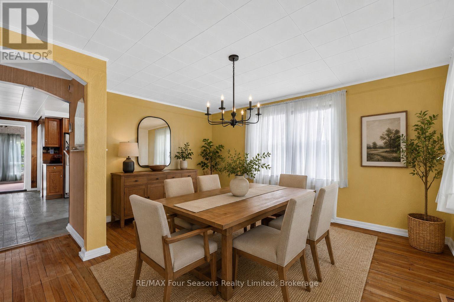 442 Hume Street, Collingwood, Ontario  L9Y 1W6 - Photo 3 - S13654402