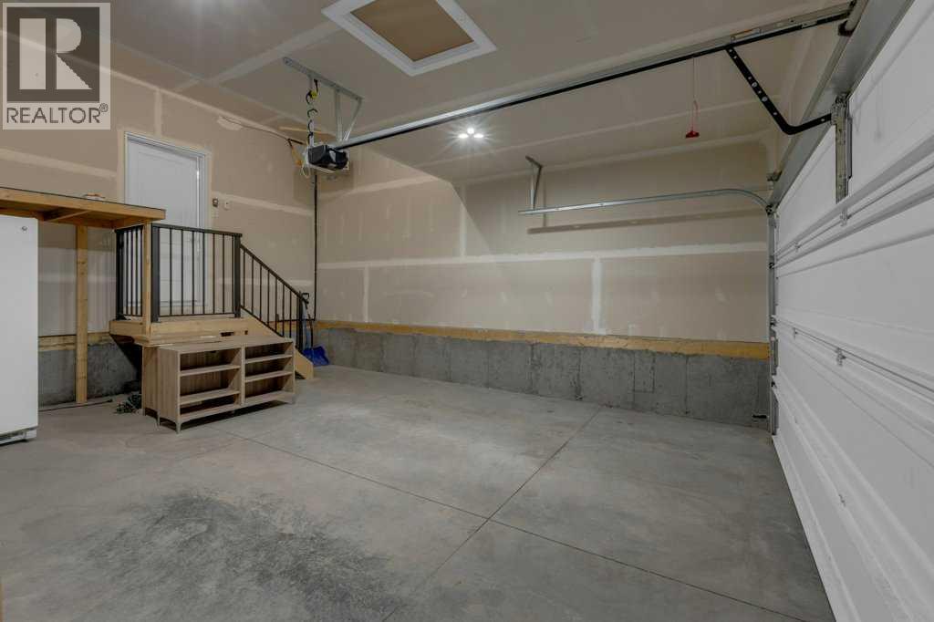 137 Willow Park Park, Cochrane, Alberta  T4C 2N3 - Photo 24 - A2334193
