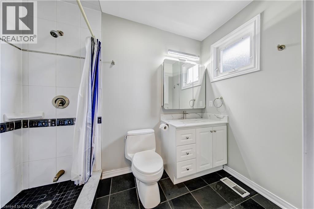 2796 Tallberg Court, Mississauga, Ontario  L5J 1T1 - Photo 21 - 40854349