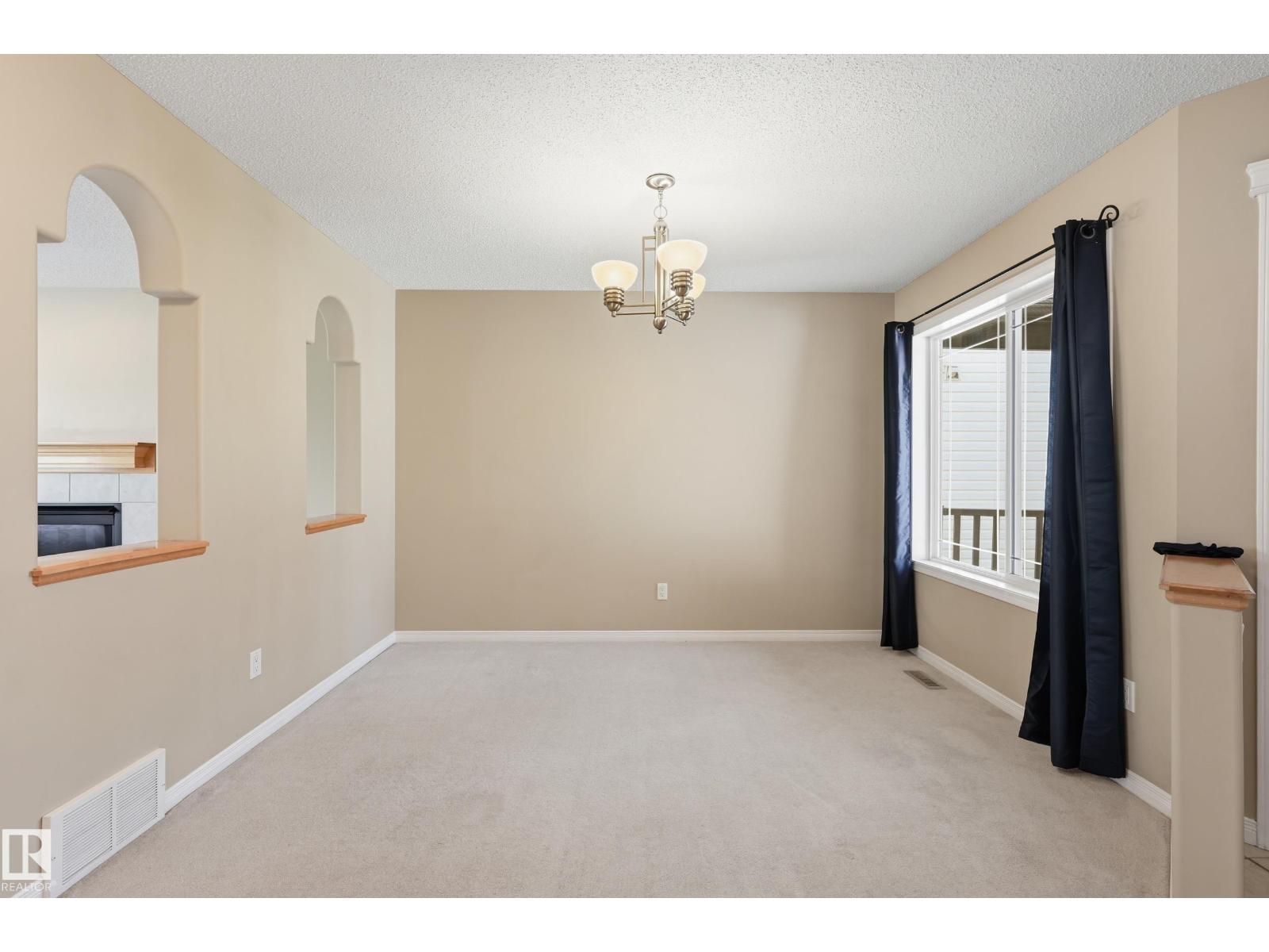 458 Hunters Green Gr NW, Edmonton, Alberta  T6R 3C3 - Photo 8 - E4502874
