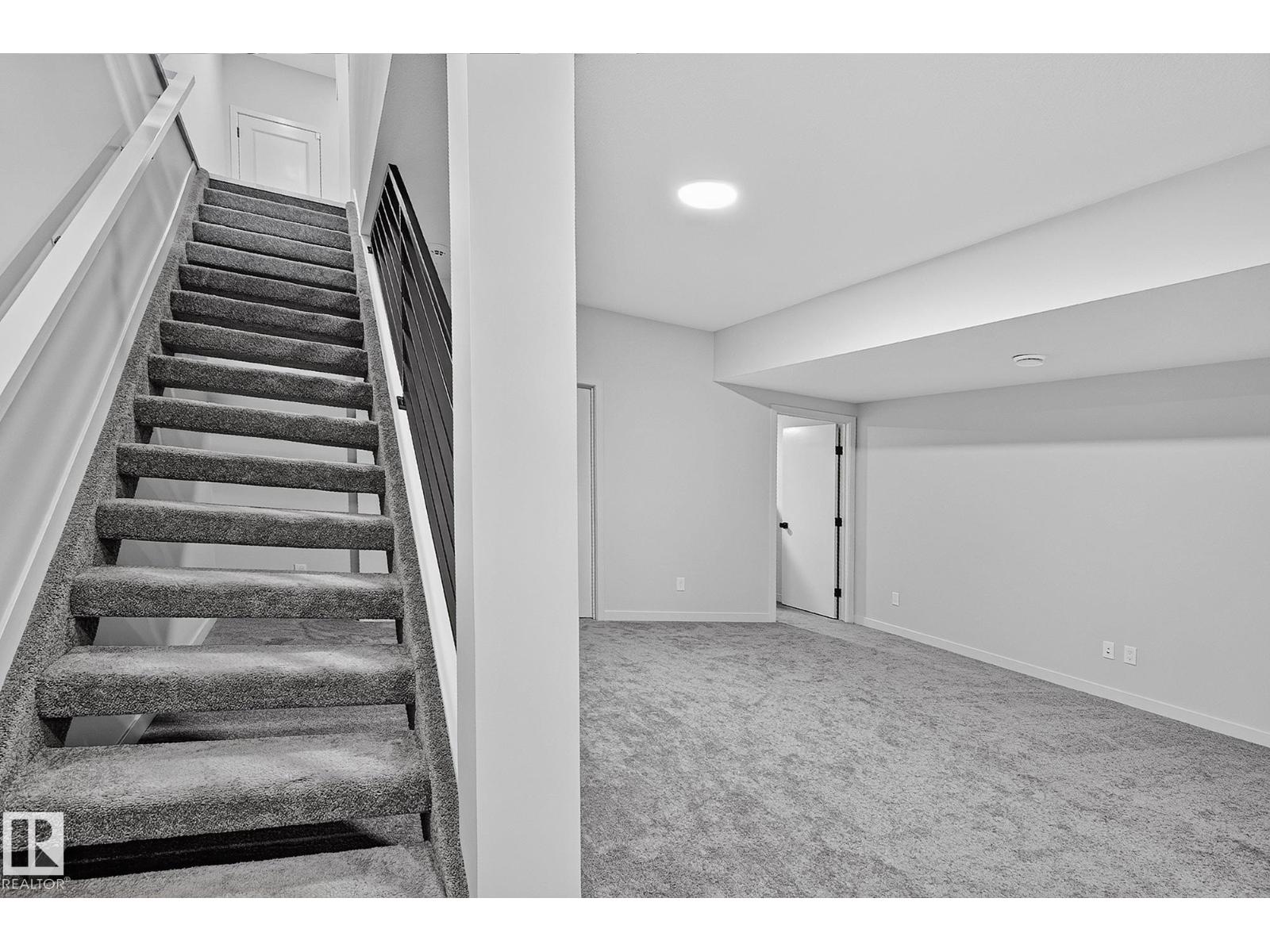 55 Elsinore Pl Nw, Edmonton, Alberta  T5X 0M6 - Photo 61 - E4502564