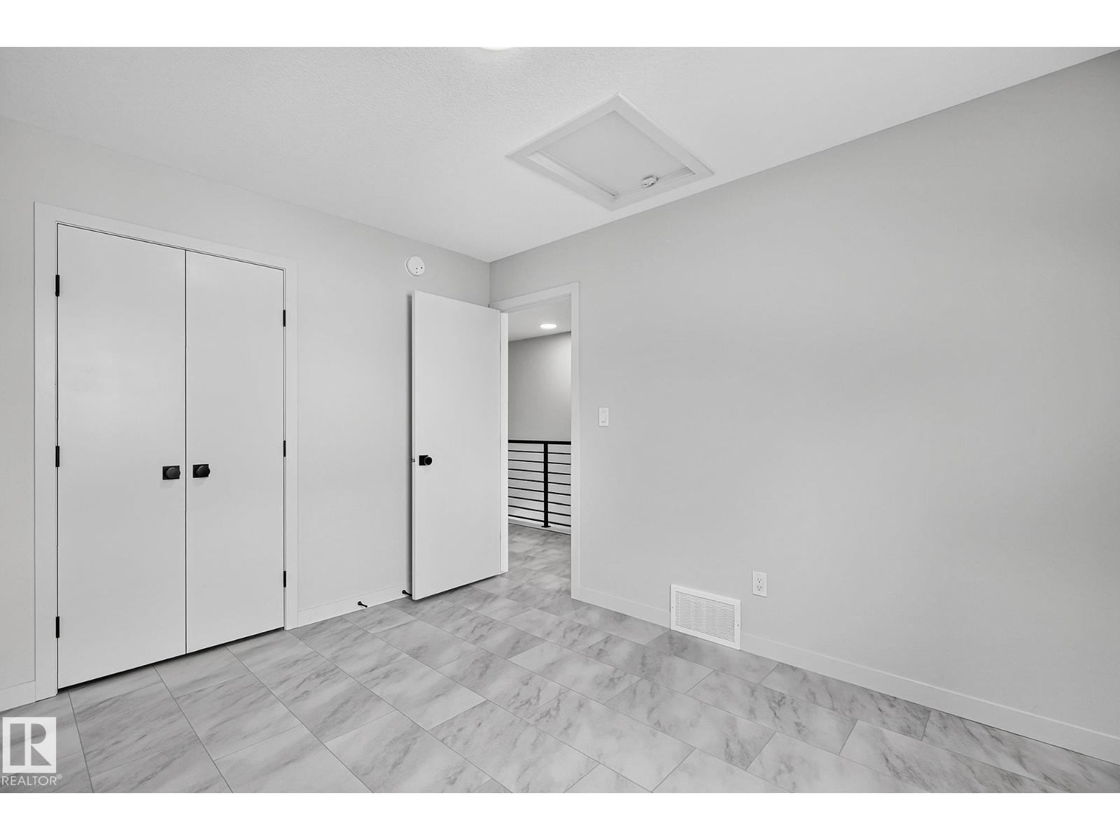 55 Elsinore Pl Nw, Edmonton, Alberta  T5X 0M6 - Photo 40 - E4502564