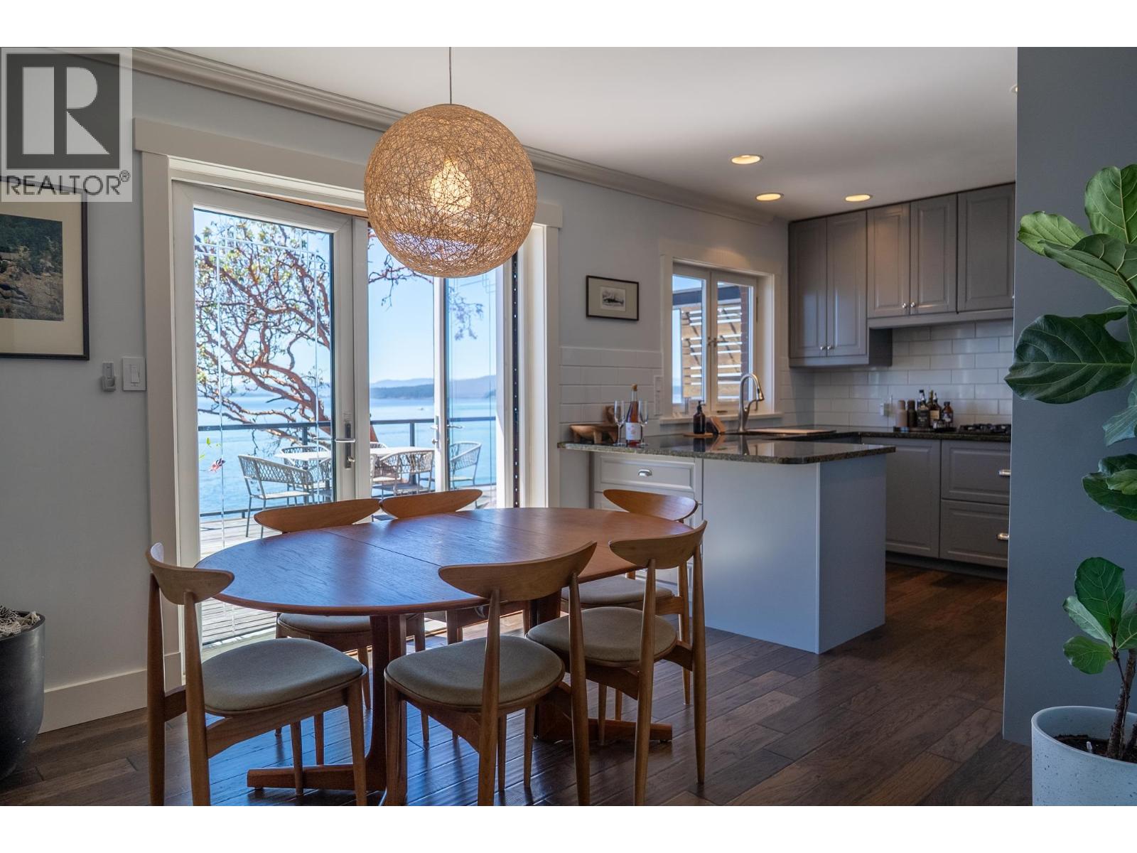 7918 Swanson View Drive, Pender Island, British Columbia  V0N 2M2 - Photo 11 - R3153681