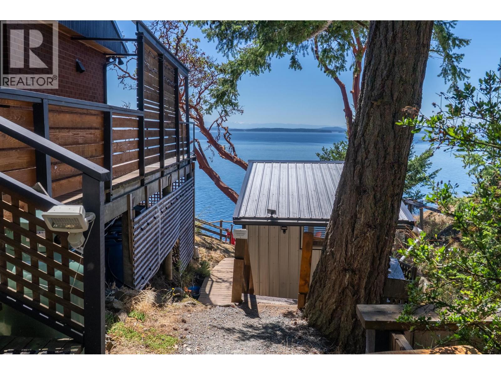 7918 Swanson View Drive, Pender Island, British Columbia  V0N 2M2 - Photo 26 - R3153681