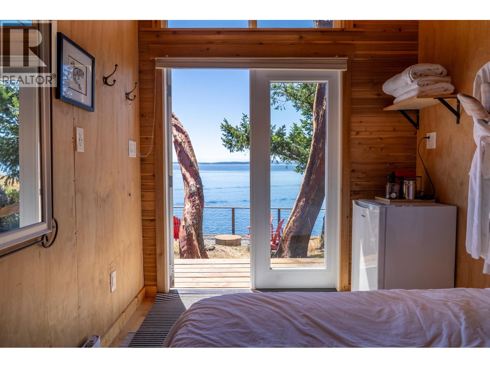 7918 Swanson View Drive, Pender Island, British Columbia  V0N 2M2 - Photo 31 - R3153681