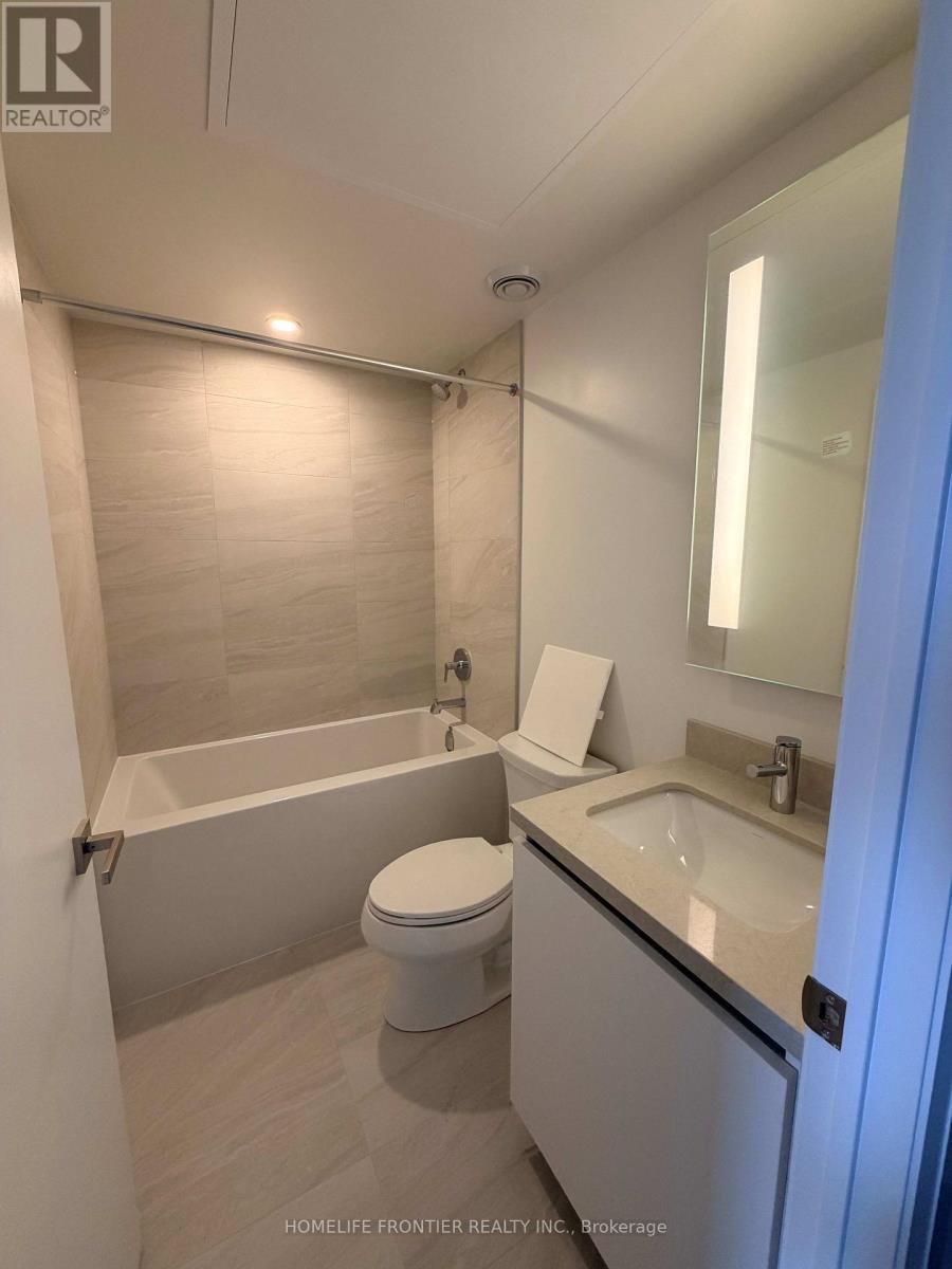 4704 - 4015 The Exchange, Mississauga, Ontario  L5B 0N9 - Photo 4 - W13654336