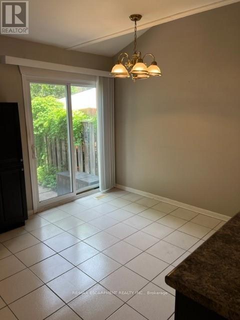 36 - 2385 Woodward Avenue, Burlington, Ontario  L7R 1V2 - Photo 2 - W13654338