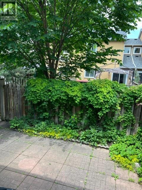 36 - 2385 Woodward Avenue, Burlington, Ontario  L7R 1V2 - Photo 6 - W13654338