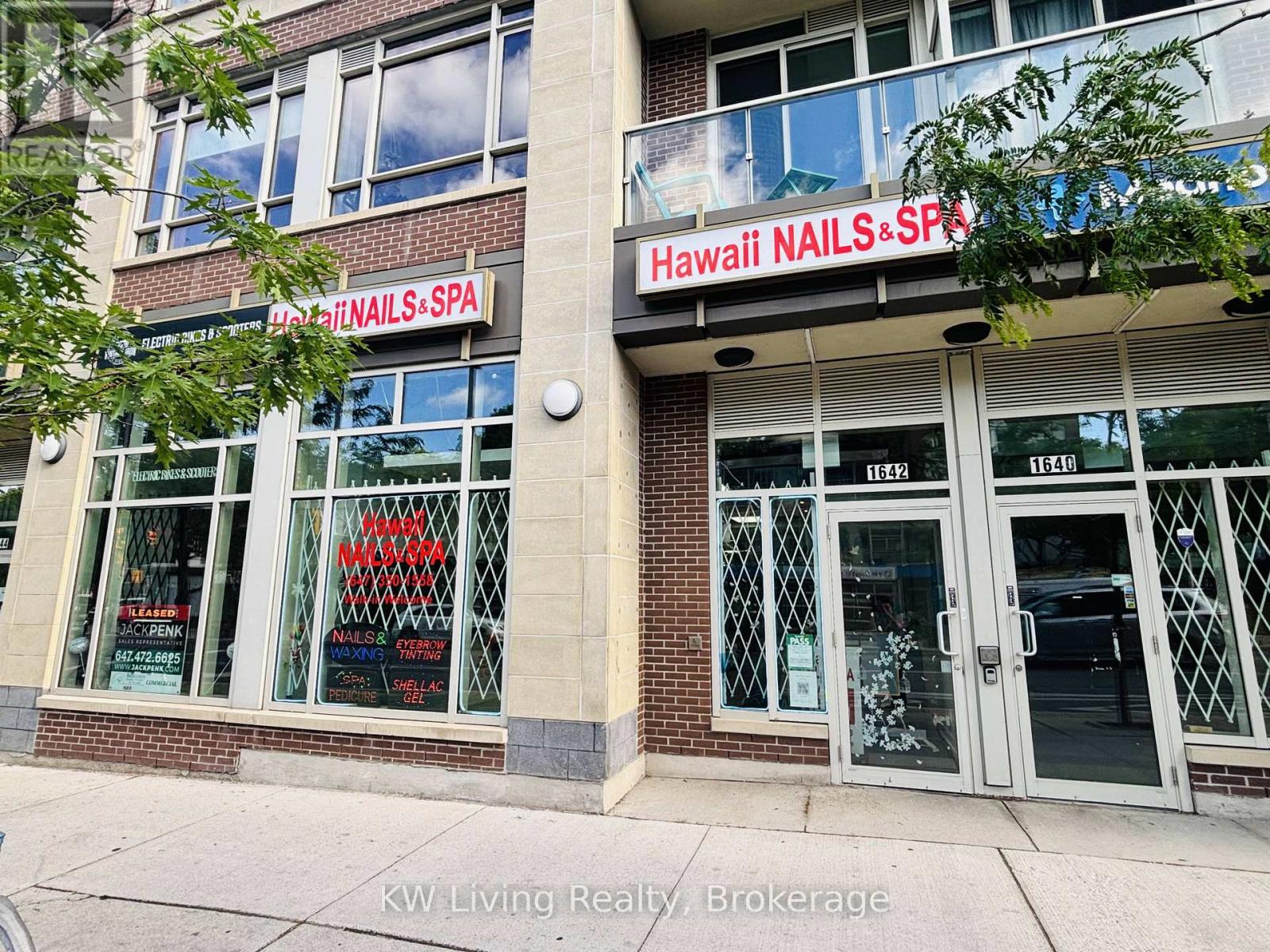 1642 Bloor Street W, Toronto, Ontario  M6P 1A7 - Photo 1 - W13654372