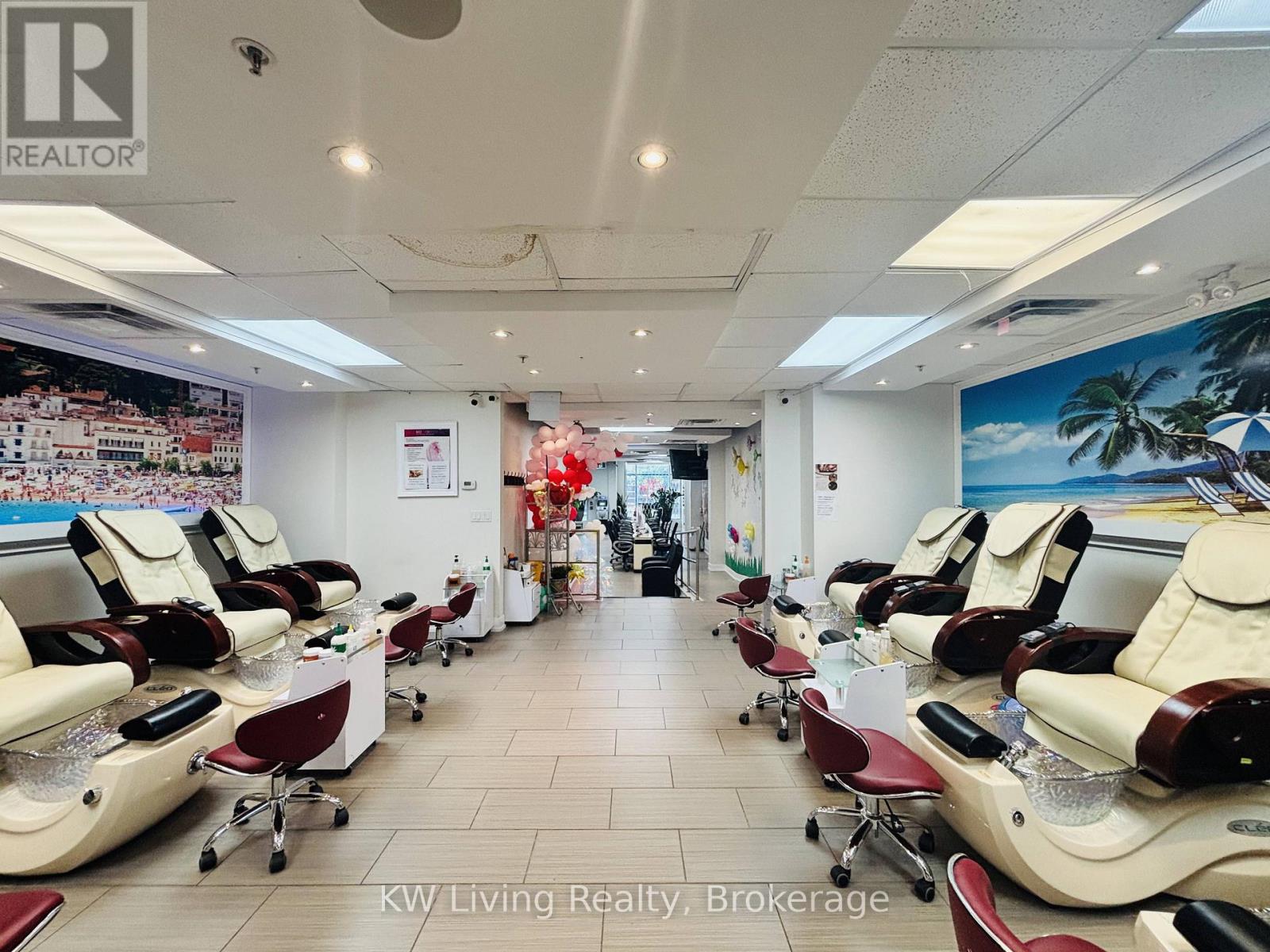1642 Bloor Street W, Toronto, Ontario  M6P 1A7 - Photo 14 - W13654372