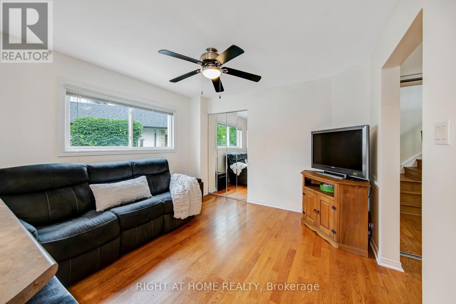 2796 Tallberg Court, Mississauga, Ontario  L5J 1T1 - Photo 14 - W13654406