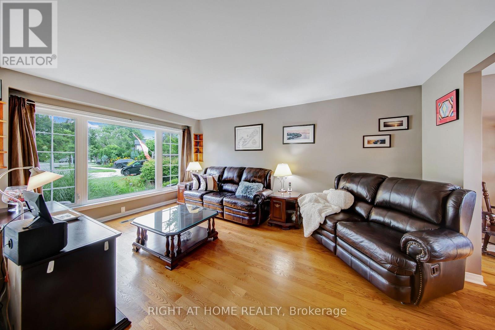 2796 Tallberg Court, Mississauga, Ontario  L5J 1T1 - Photo 6 - W13654406