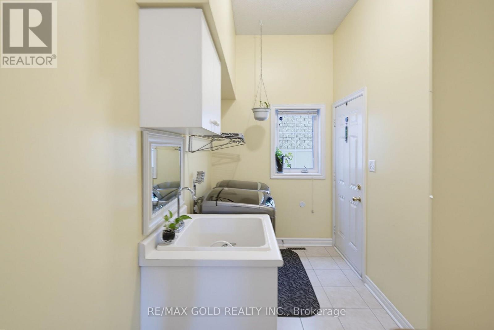 57 Quailvalley Drive, Brampton, Ontario  L6R 0N7 - Photo 11 - W13651846