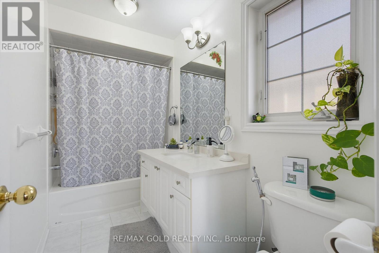 57 Quailvalley Drive, Brampton, Ontario  L6R 0N7 - Photo 21 - W13651846