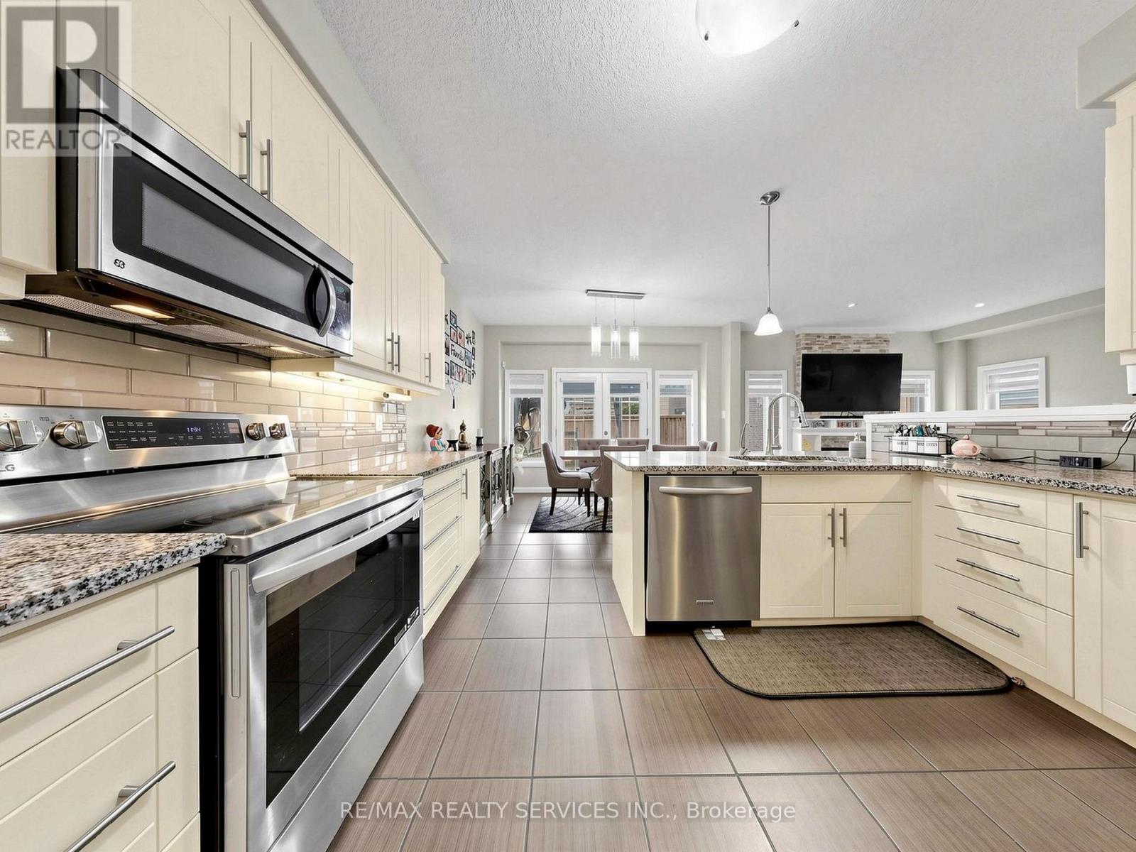 291 Hardcastle Drive, Cambridge, Ontario  N1S 0A9 - Photo 11 - X13654344